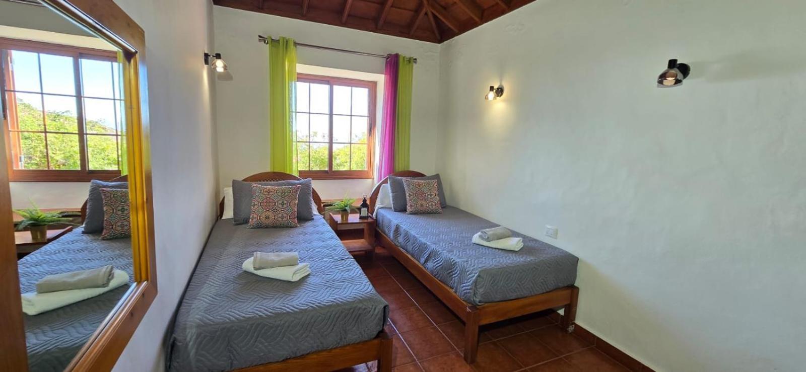 Vivienda Vacacional El Lagar, Bodega A Фуэнкальенте-де-ла-Пальма Экстерьер фото