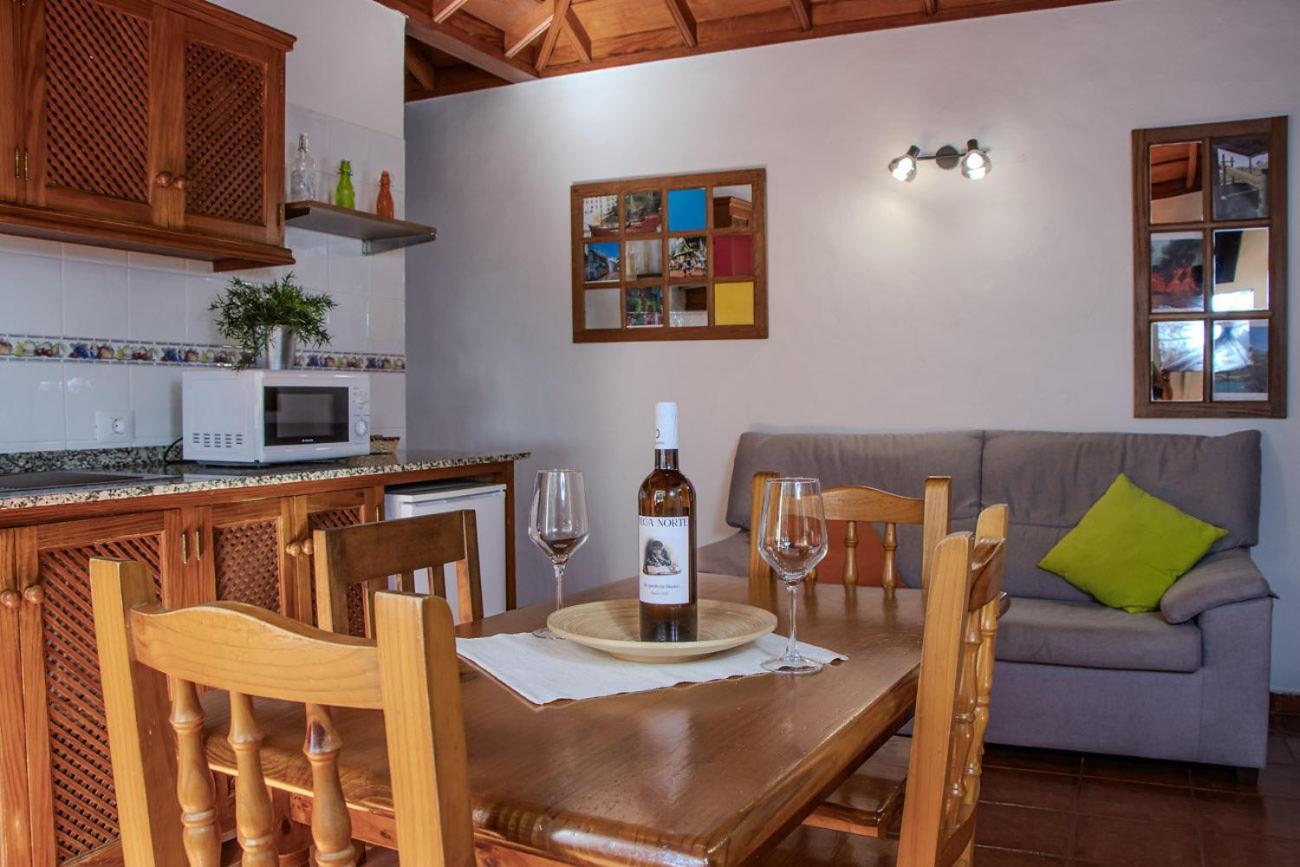 Vivienda Vacacional El Lagar, Bodega A Фуэнкальенте-де-ла-Пальма Экстерьер фото